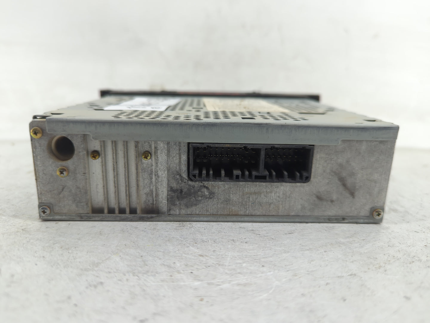 2001-2002 Honda Civic Radio AM FM Cd Player Receiver Replacement P/N:39101-S5A-A610-M1 Fits Fits 2001 2002 OEM Used Auto Par