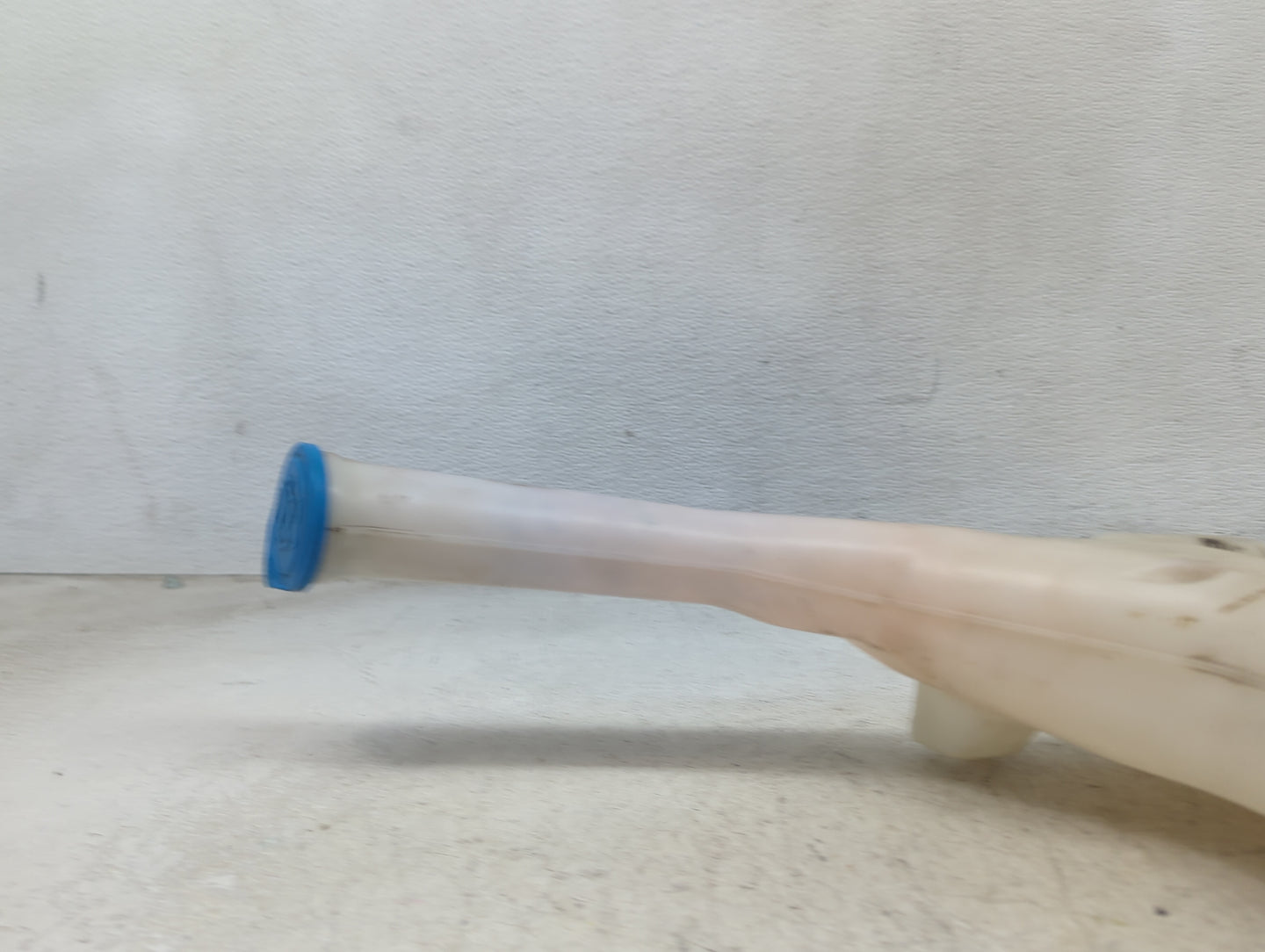 2001-2003 Honda Civic Windshield Washer Fluid Reservoir Bottle Oem 1473589 - Oemusedautoparts1.com