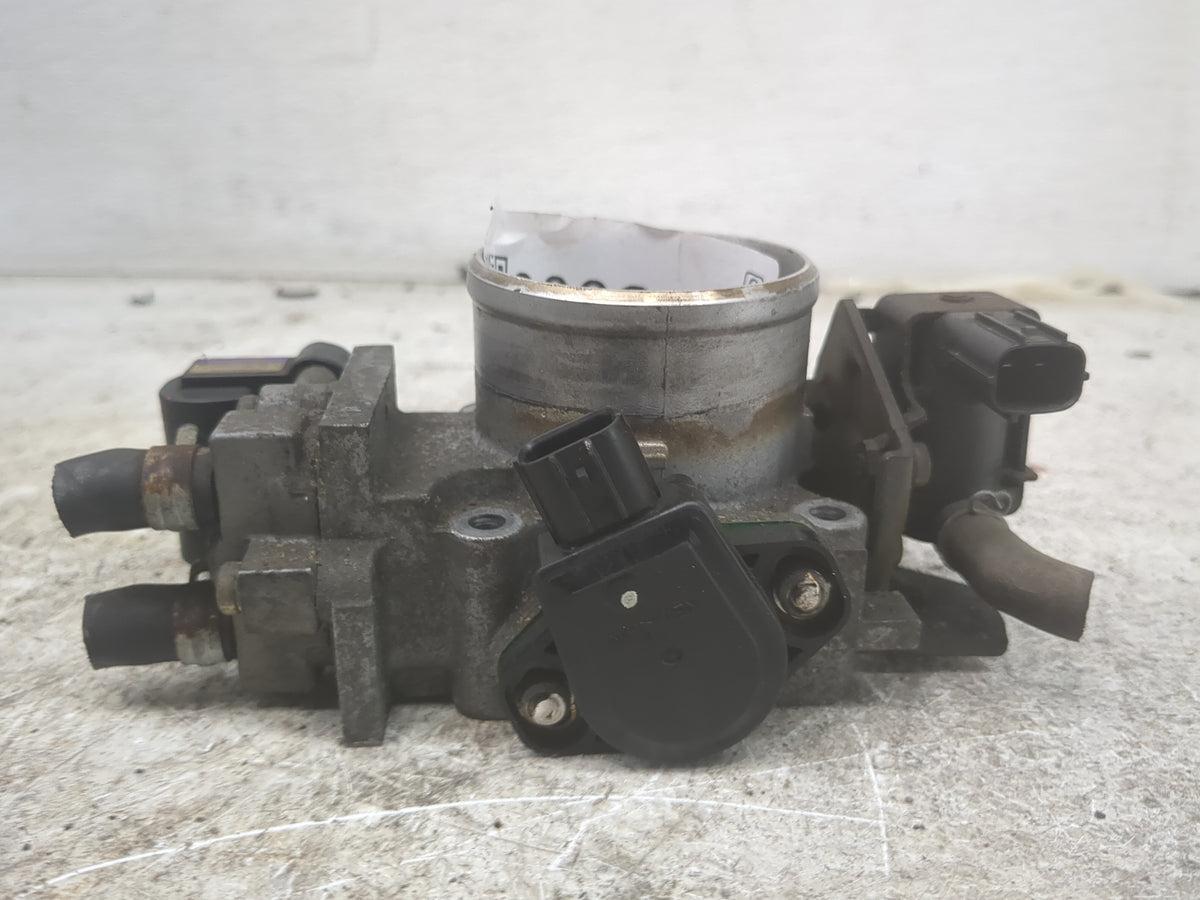 2001-2005 Honda Civic Throttle Body P/N:MX137800-2262 MX136200-2262 Fits Fits 2001 2002 2003 2004 2005 OEM Used Auto Parts -