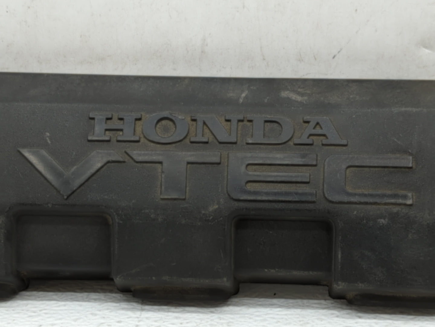 2002 Honda Civic Engine Cover - Oemusedautoparts1.com