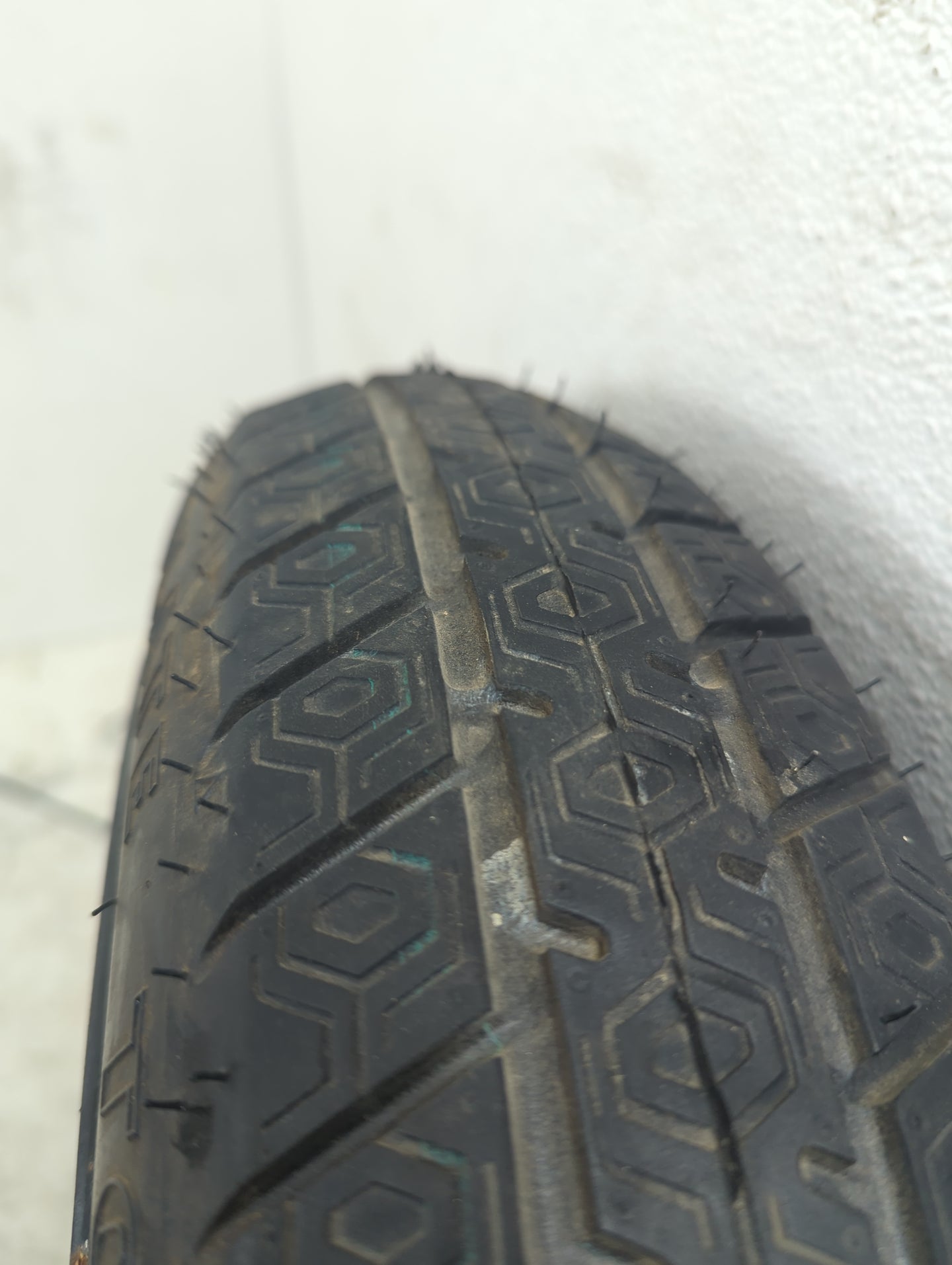 2002-2005 Honda Civic Spare Donut Tire Wheel Rim Oem - Oemusedautoparts1.com