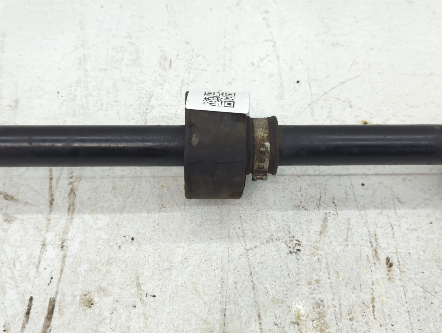 2001-2005 Honda Civic Axle Shaft Front Passenger Cv C/v - Oemusedautoparts1.com