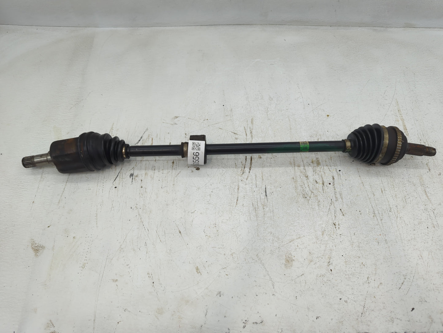 2001-2005 Honda Civic Axle Shaft Front Passenger Cv C/v - Oemusedautoparts1.com