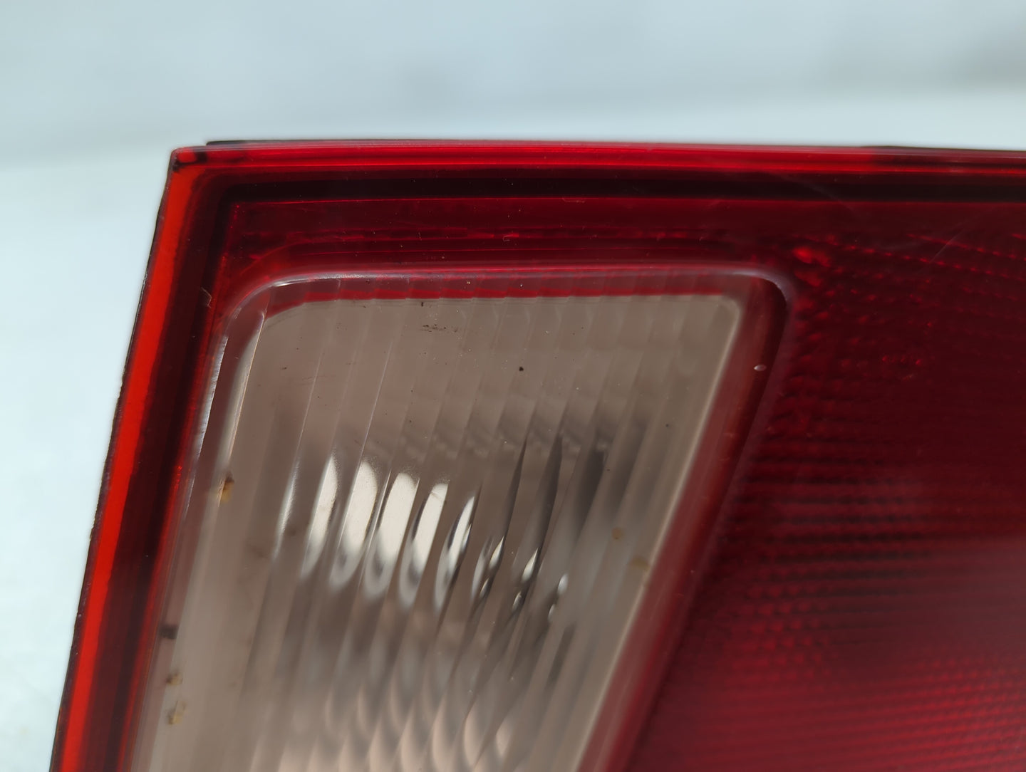 2001-2002 Honda Civic Tail Light Assembly Passenger Right OEM P/N:7440 W21W Fits Fits 2001 2002 OEM Used Auto Parts - Oemuse