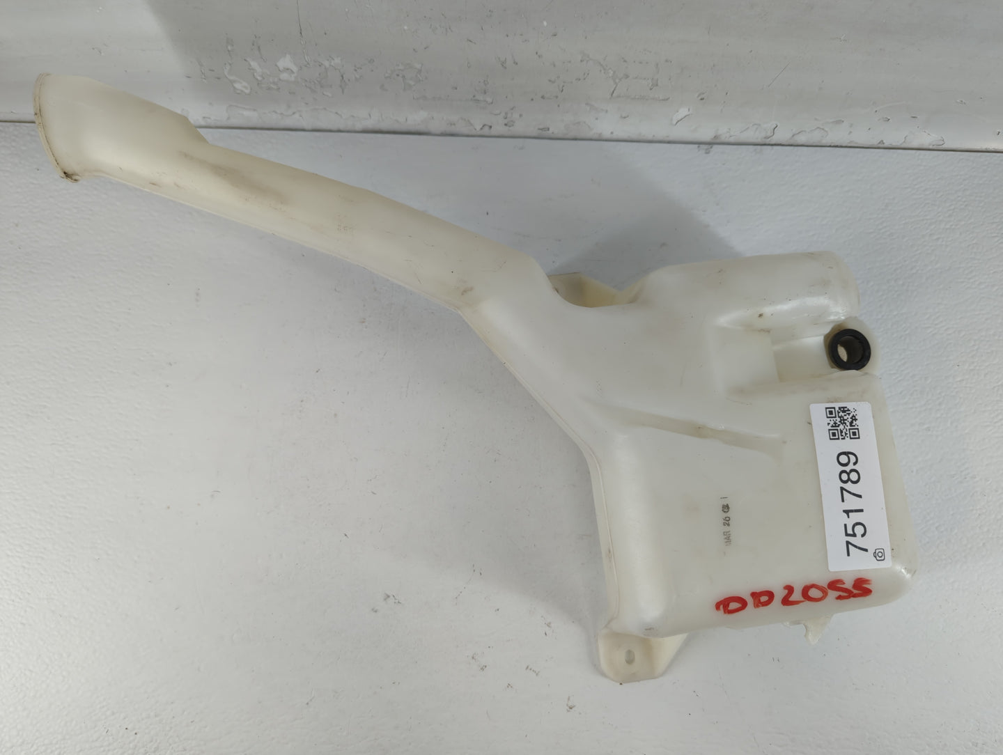 2001-2005 Honda Civic Windshield Washer Fluid Reservoir Bottle Oem - Oemusedautoparts1.com