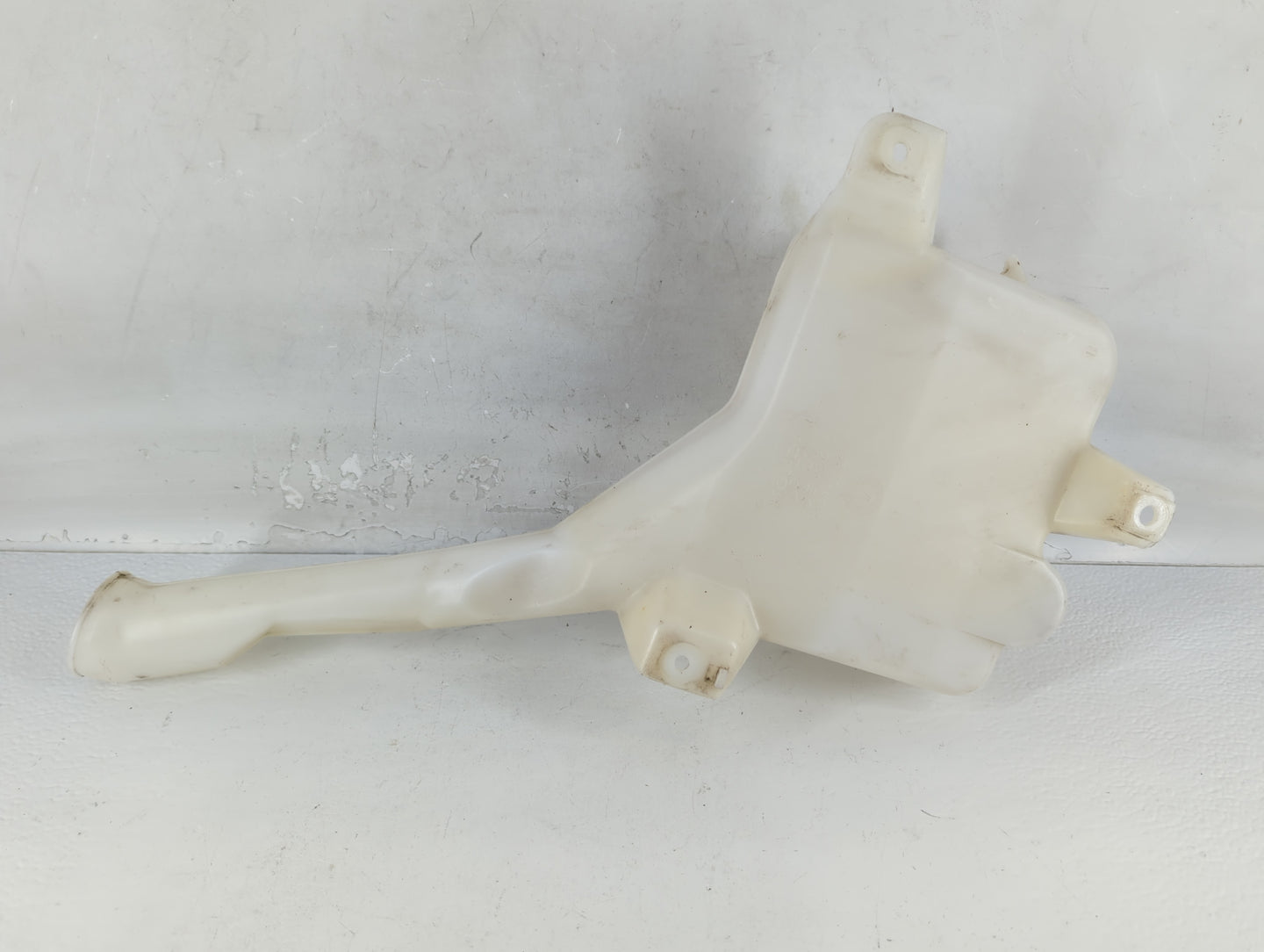 2001-2005 Honda Civic Windshield Washer Fluid Reservoir Bottle Oem - Oemusedautoparts1.com