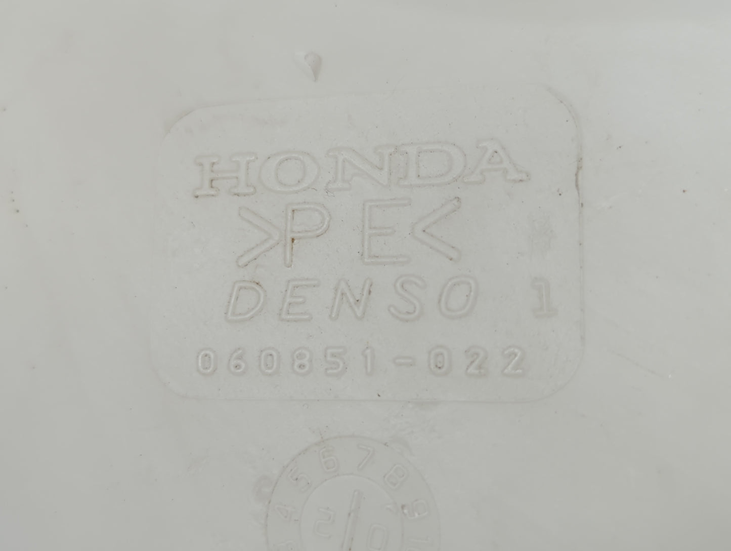 2001-2005 Honda Civic Windshield Washer Fluid Reservoir Bottle Oem - Oemusedautoparts1.com