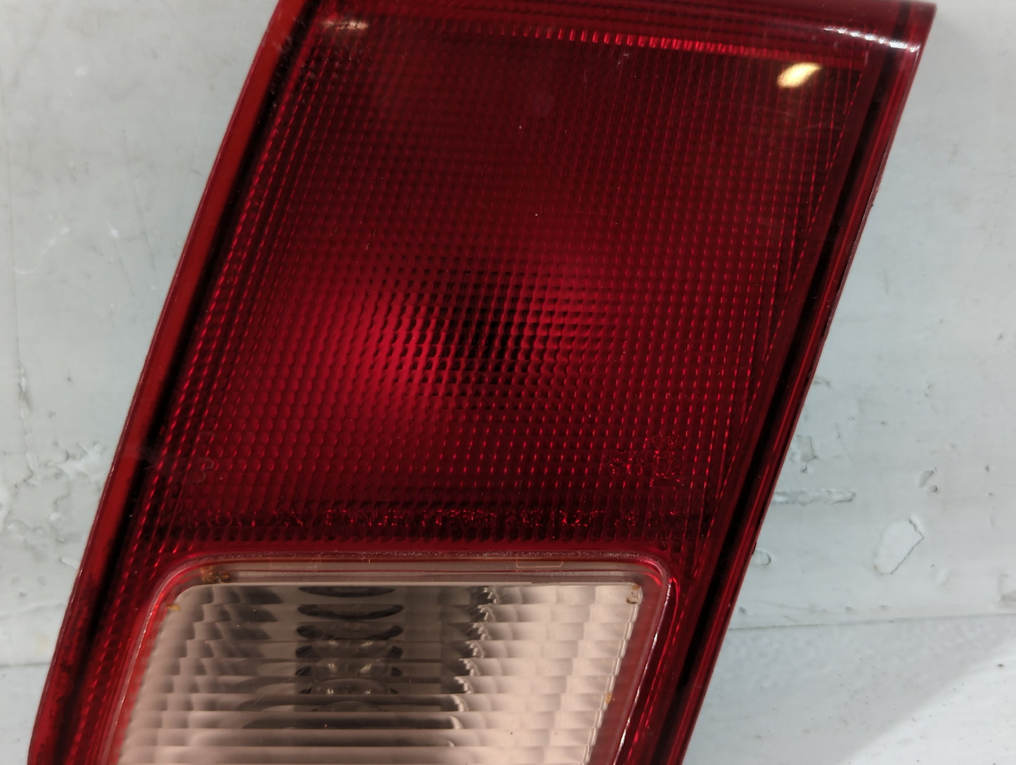 2001-2002 Honda Civic Tail Light Assembly Passenger Right OEM P/N:7440 W21W Fits Fits 2001 2002 OEM Used Auto Parts - Oemuse