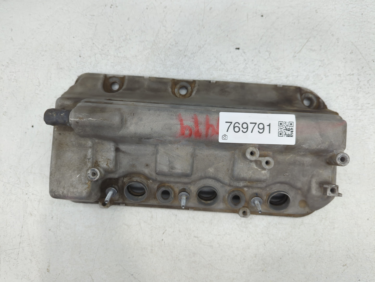 2002 Honda Civic Driver Left Cylinder Head Valve Cover P/N:37-15 R70-R Fits OEM Used Auto Parts - Oemusedautoparts1.com