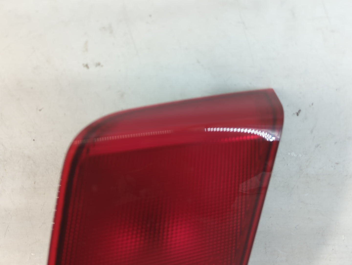 2001-2002 Honda Civic Tail Light Assembly Passenger Right OEM P/N:7440 W21W Fits Fits 2001 2002 OEM Used Auto Parts - Oemuse