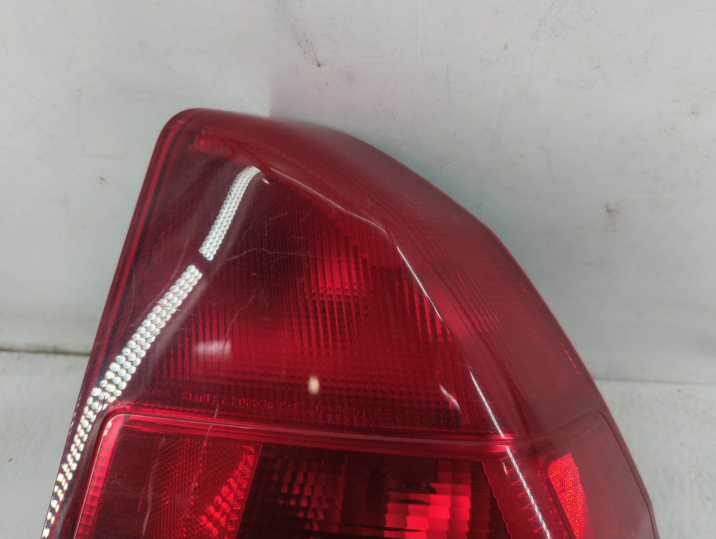 2001-2002 Honda Civic Tail Light Assembly Passenger Right OEM Fits Fits 2001 2002 2003 OEM Used Auto Parts - Oemusedautopart