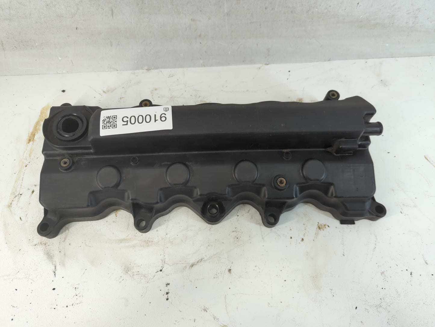 2002 Honda Civic Driver Left Cylinder Head Valve Cover Fits OEM Used Auto Parts - Oemusedautoparts1.com
