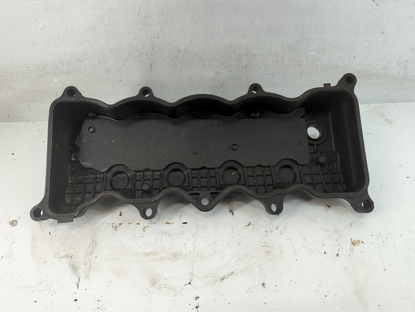 2002 Honda Civic Driver Left Cylinder Head Valve Cover Fits OEM Used Auto Parts - Oemusedautoparts1.com