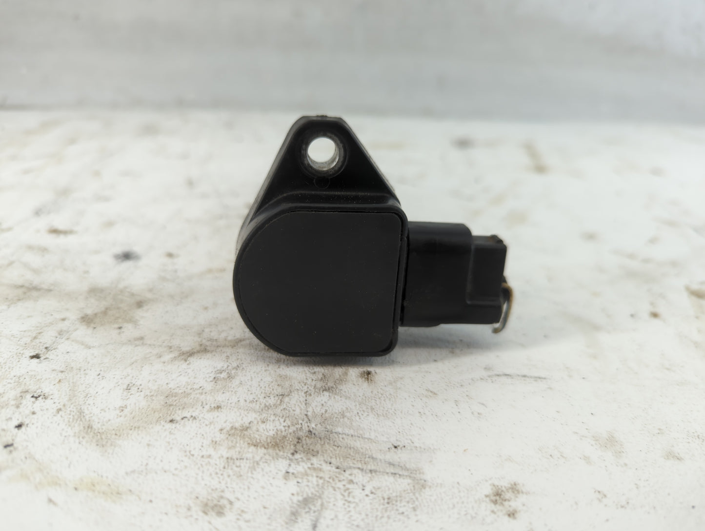 2001-2005 Honda Civic Ignition Coil Igniter Pack - Oemusedautoparts1.com