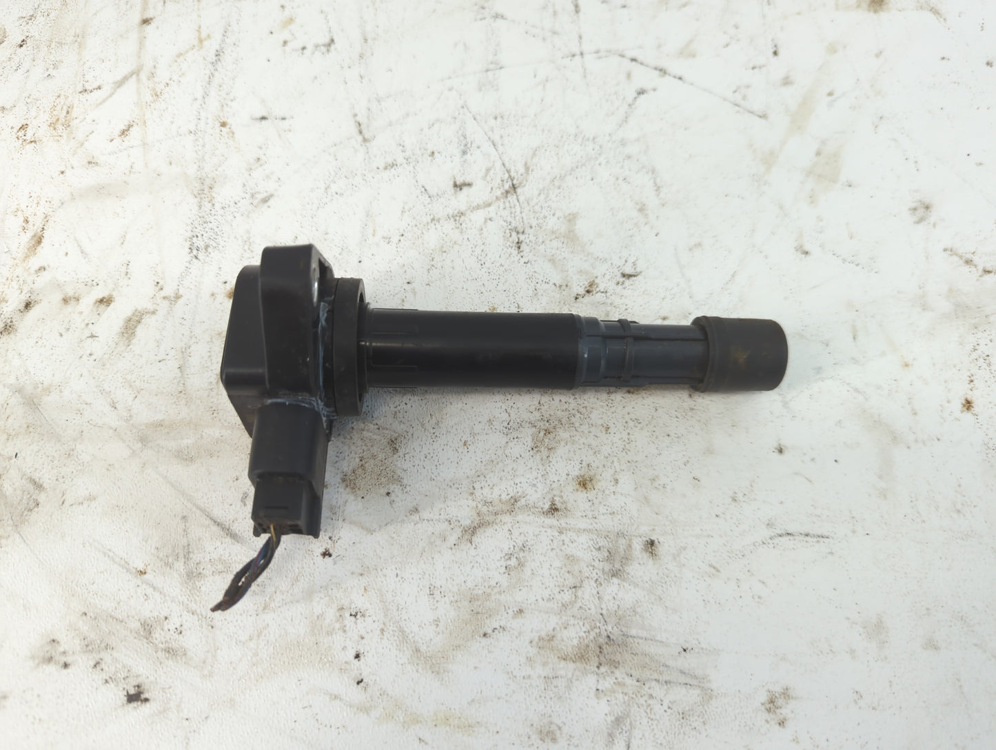 2001-2005 Honda Civic Ignition Coil Igniter Pack - Oemusedautoparts1.com