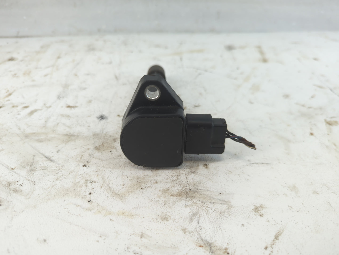2001-2005 Honda Civic Ignition Coil Igniter Pack - Oemusedautoparts1.com