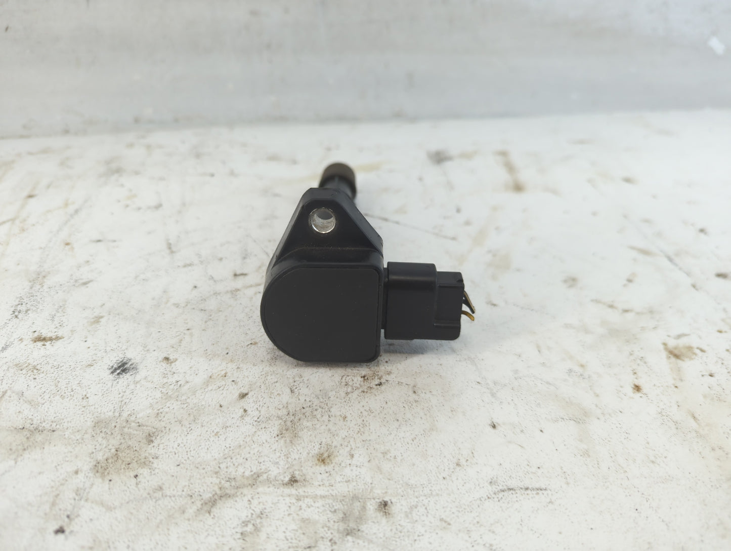 2001-2005 Honda Civic Ignition Coil Igniter Pack - Oemusedautoparts1.com