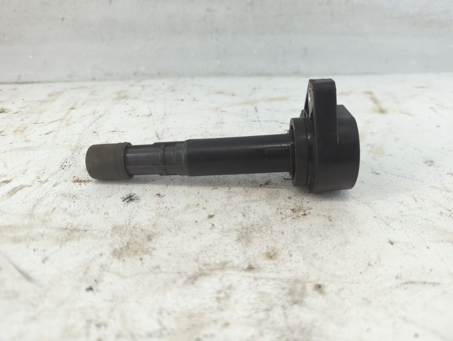 2001-2005 Honda Civic Ignition Coil Igniter Pack - Oemusedautoparts1.com