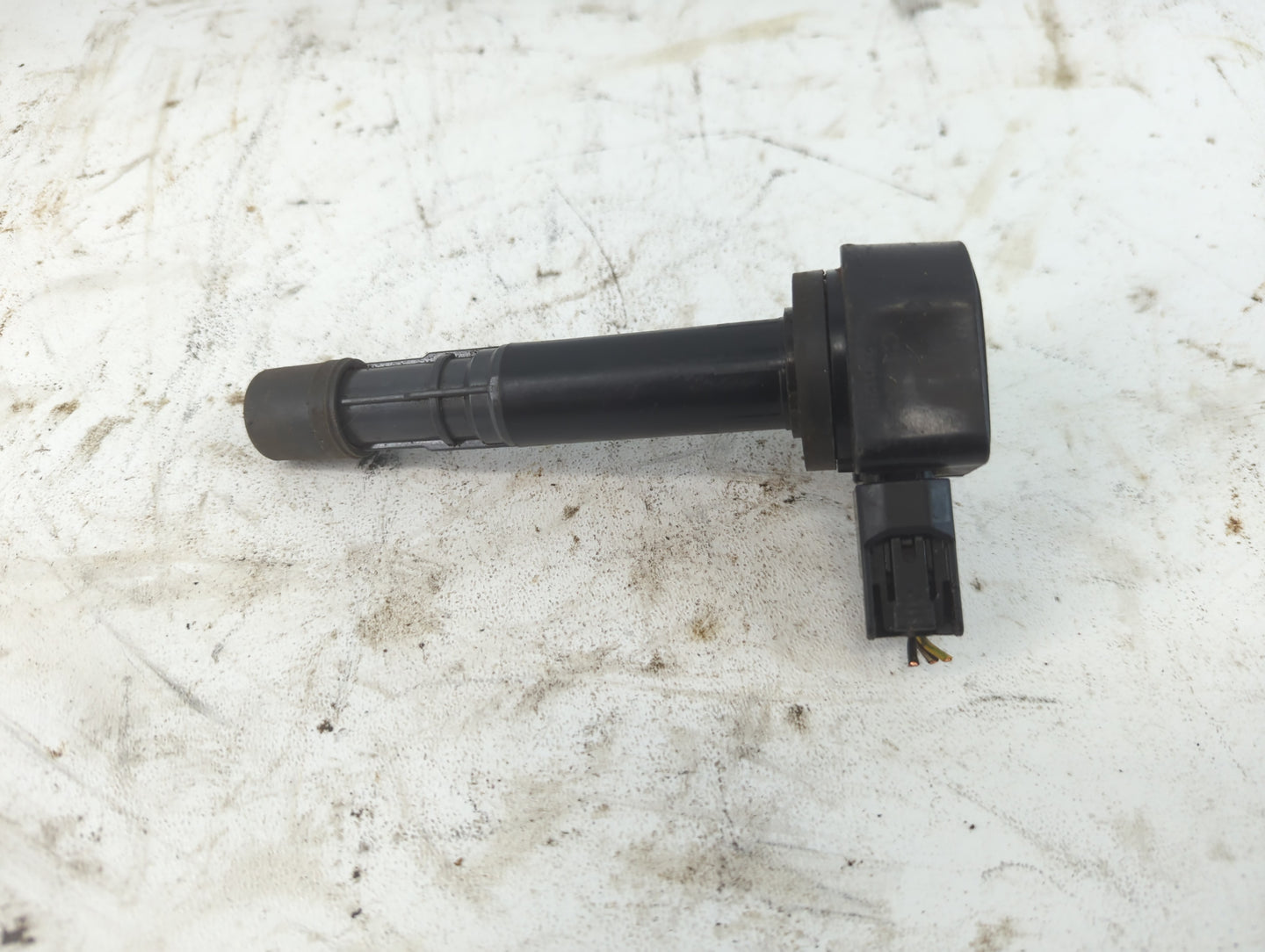 2001-2005 Honda Civic Ignition Coil Igniter Pack - Oemusedautoparts1.com