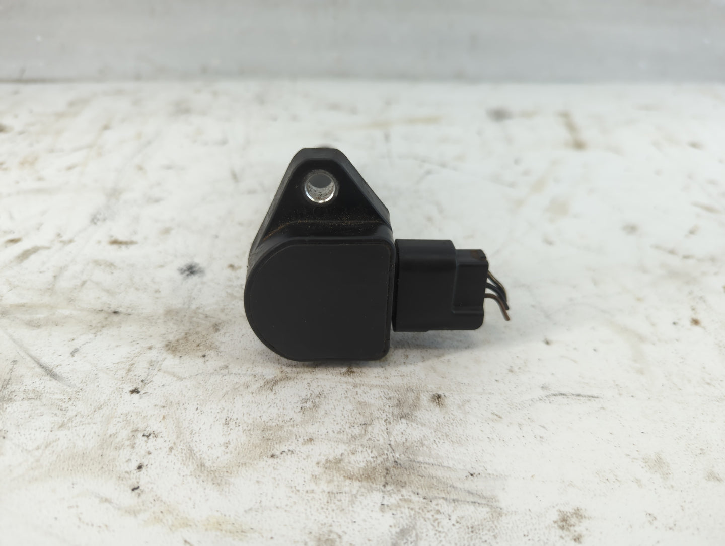 2001-2005 Honda Civic Ignition Coil Igniter Pack - Oemusedautoparts1.com