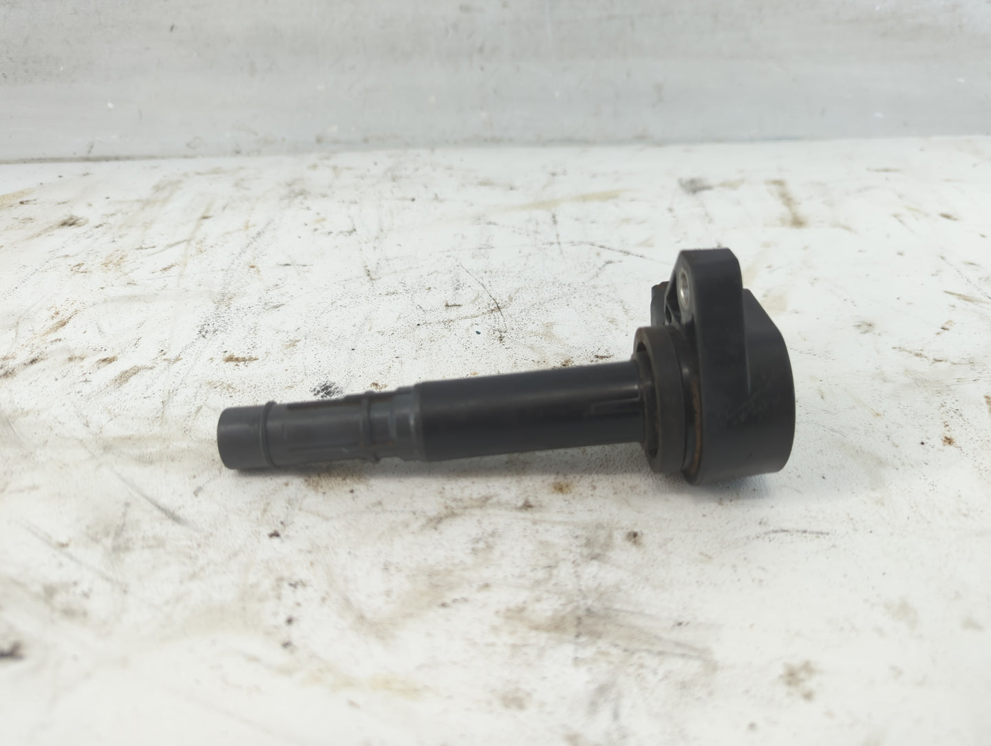 2001-2005 Honda Civic Ignition Coil Igniter Pack - Oemusedautoparts1.com