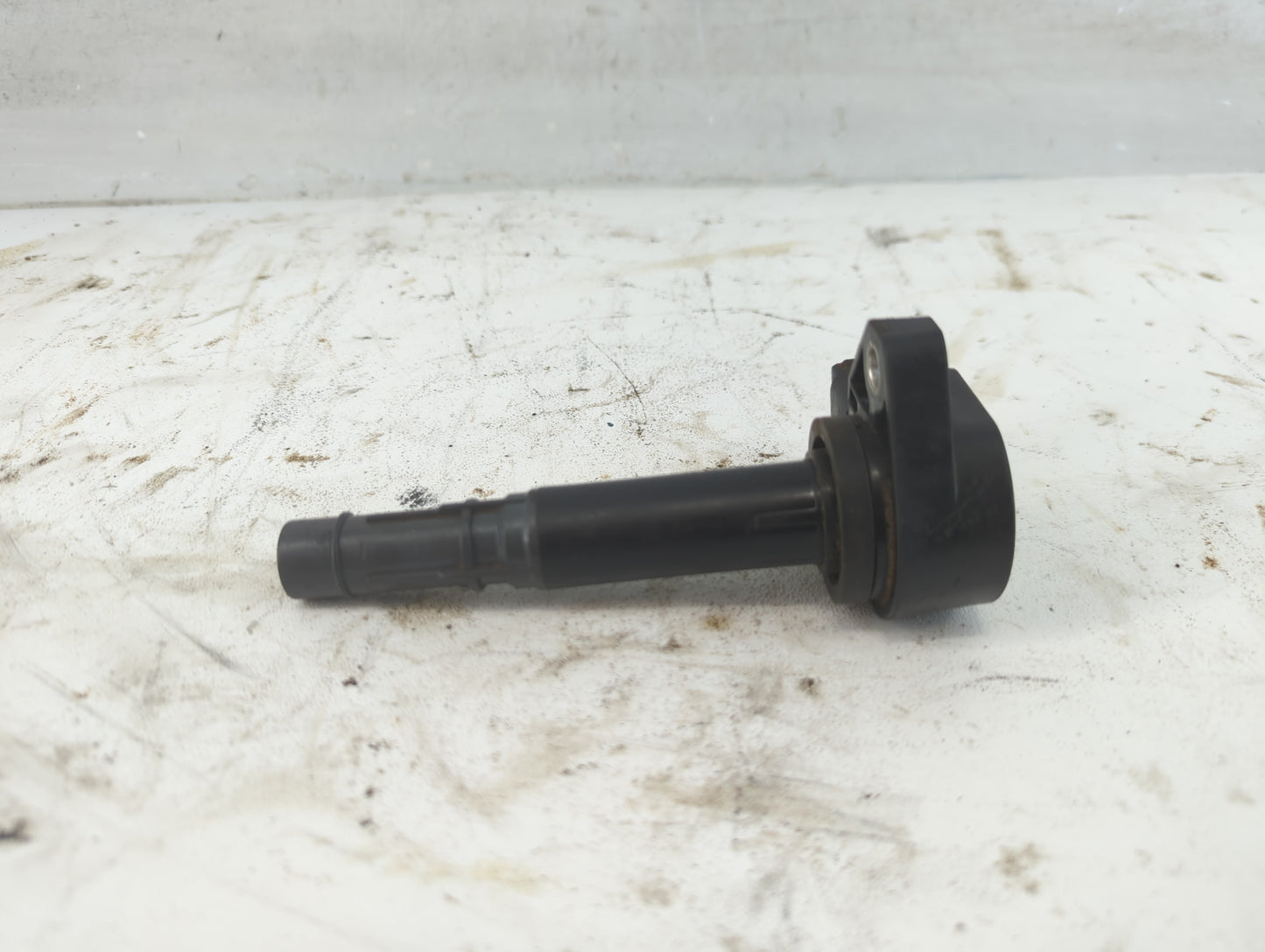 2001-2005 Honda Civic Ignition Coil Igniter Pack - Oemusedautoparts1.com