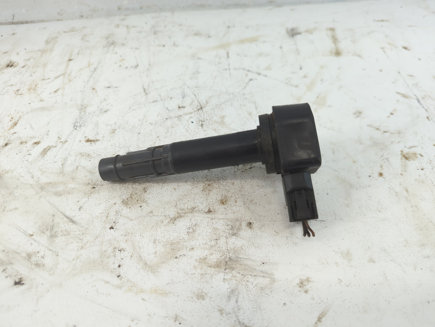 2001-2005 Honda Civic Ignition Coil Igniter Pack - Oemusedautoparts1.com