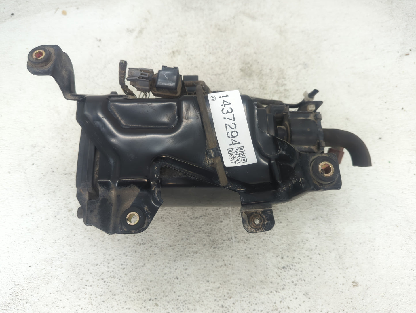 2002 Honda Cr-v Fuel Vapor Charcoal Canister - Oemusedautoparts1.com