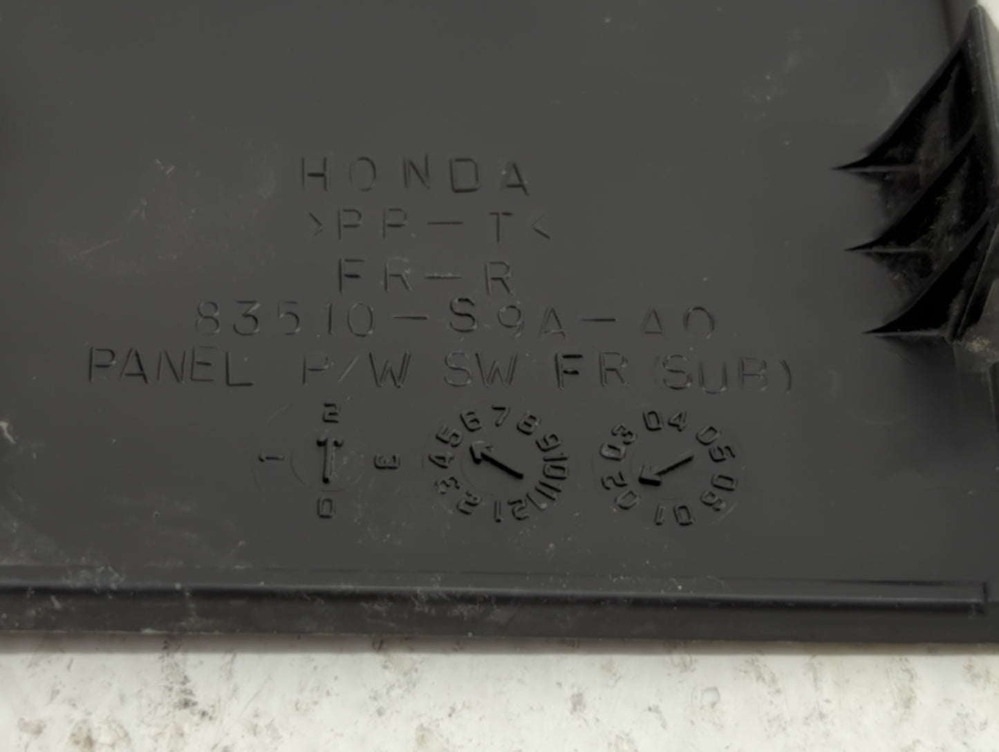 2002 Honda Cr-v Passenger Right Power Window Switch 83510-s9a-a0 - Oemusedautoparts1.com