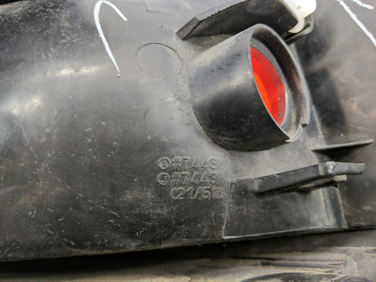 2002 Honda Odyssey Tail Light Assembly Driver Left OEM Fits OEM Used Auto Parts - Oemusedautoparts1.com