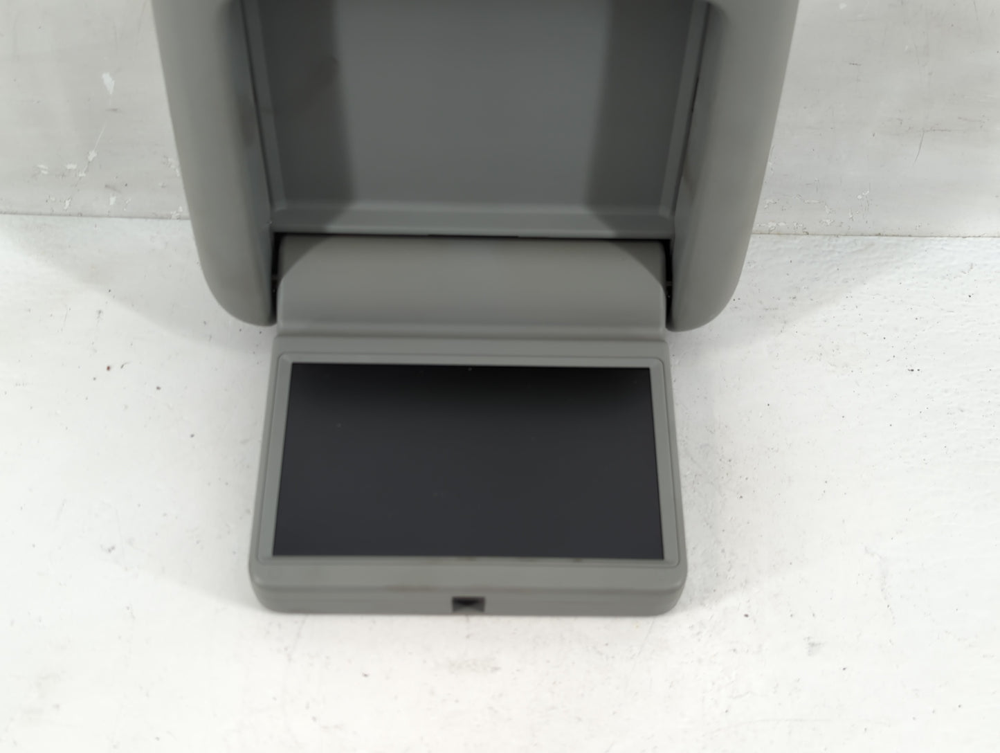 2002 Honda Odyssey Overhead Roof Console - Oemusedautoparts1.com