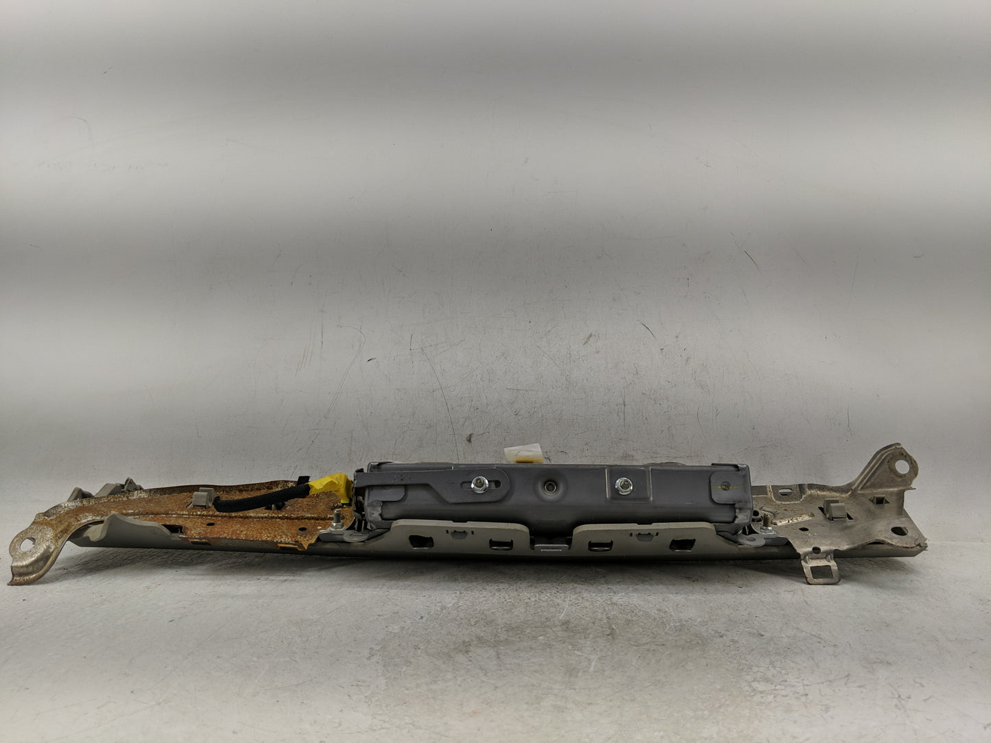 2002-2004 Honda Odyssey Air Bag Driver Left Knee Oem - Oemusedautoparts1.com