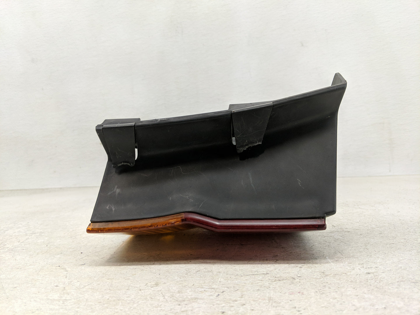 2002-2004 Honda Odyssey Tail Light Assembly Passenger Right OEM Fits Fits 2002 2003 2004 OEM Used Auto Parts - Oemusedautopa