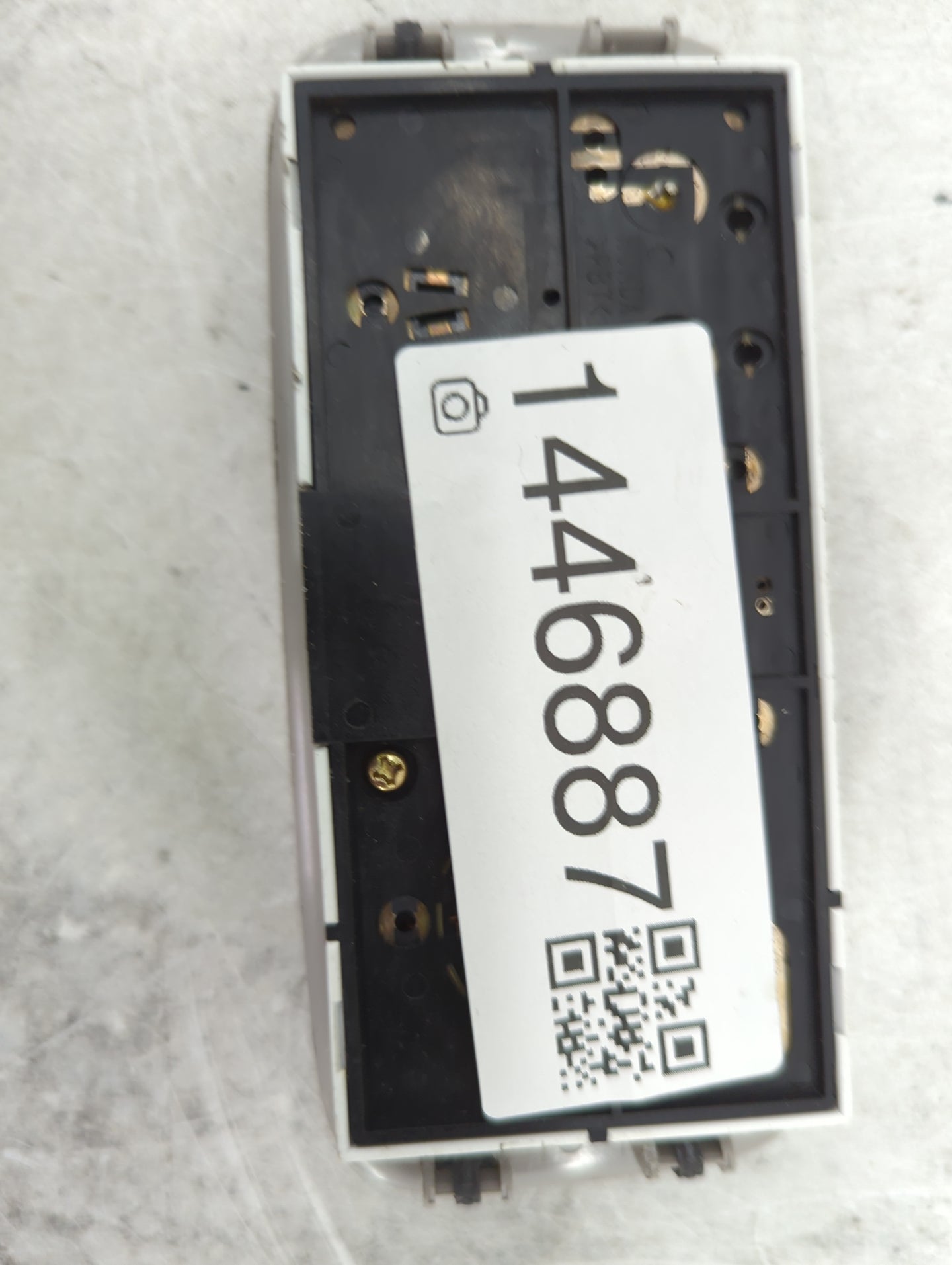 1999-2004 Honda Odyssey Climate Control Module Temperature AC/Heater Replacement P/N:79630-S0X-A700-M1 NH302L Fits OEM Used 