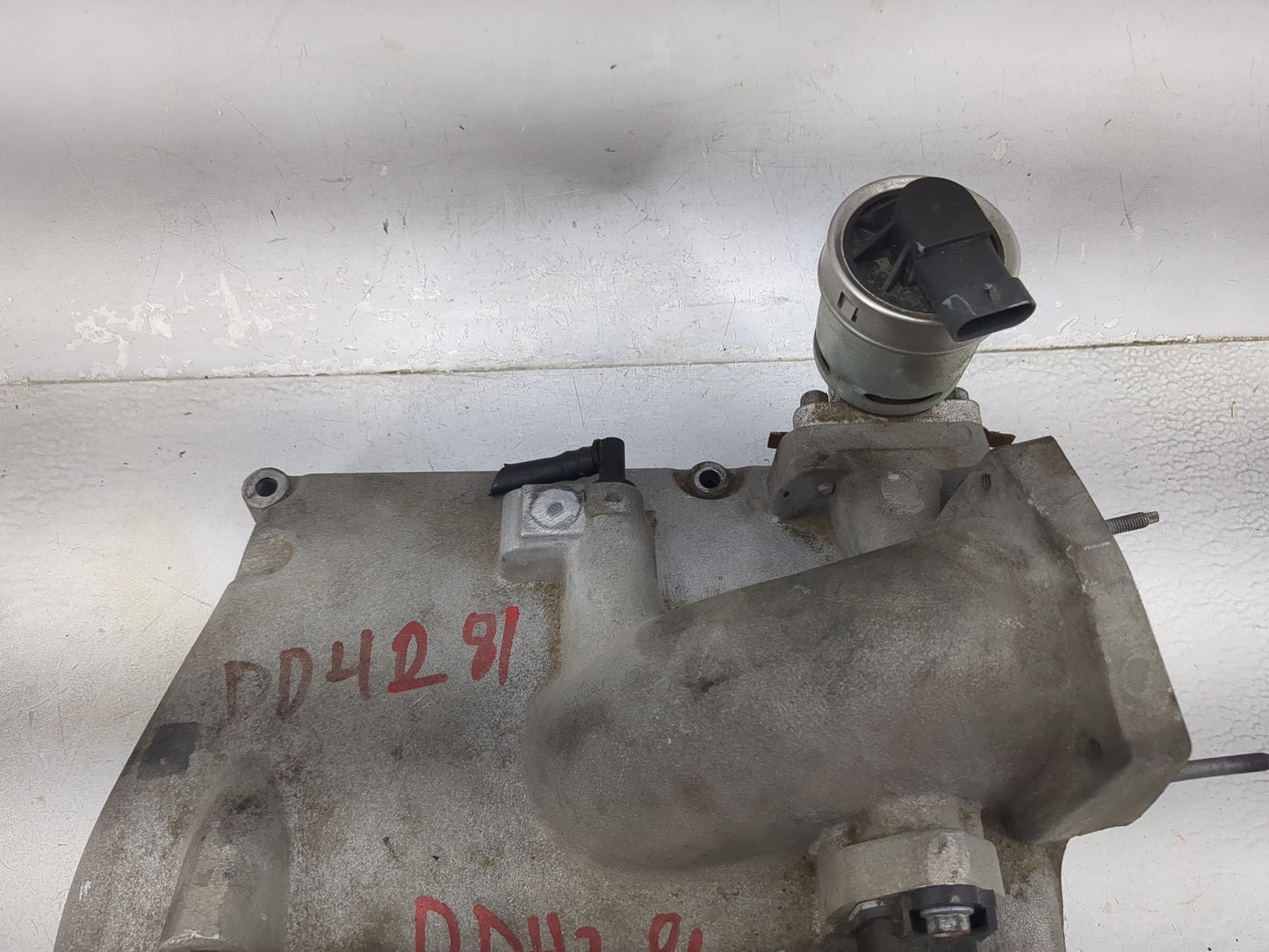 2002-2004 Honda Odyssey Air Intake Manifold P/N:16212460 Fits Fits 2002 2003 2004 OEM Used Auto Parts - Oemusedautoparts1.co