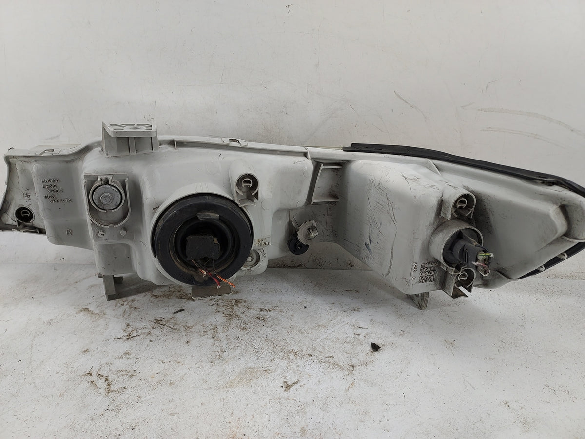 2002 Honda Odyssey Passenger Right Oem Head Light Headlight Lamp - Oemusedautoparts1.com