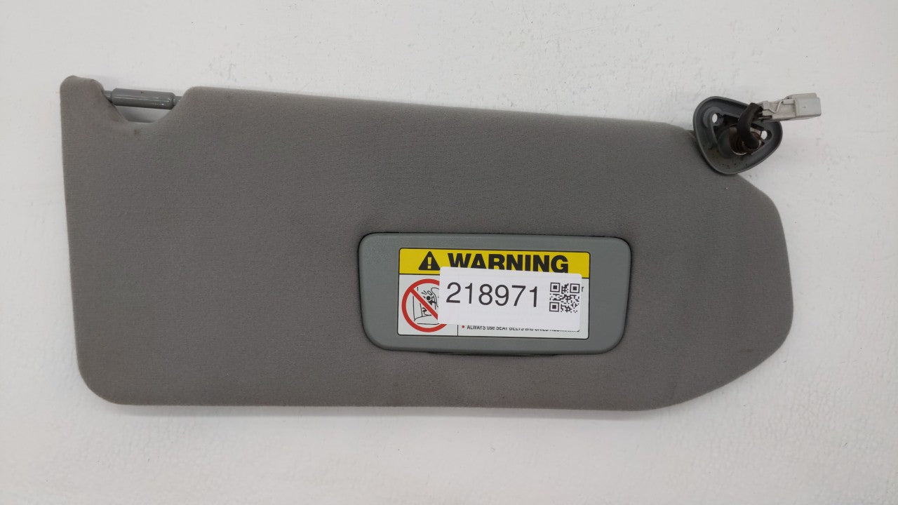 1999-2004 Honda Odyssey Sun Visor Shade Replacement Passenger Right Mirror Fits Fits 1999 2000 2001 2002 2003 2004 OEM Used 