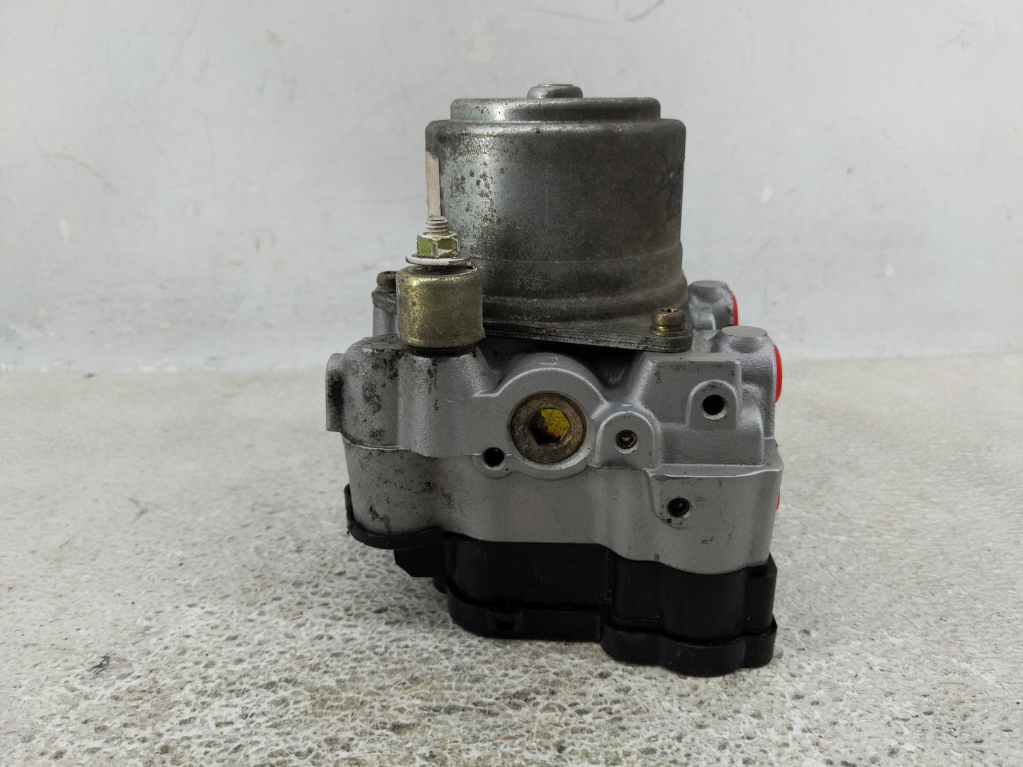 1999-2004 Honda Odyssey ABS Pump Control Module Replacement Fits Fits 1999 2000 2001 2002 2003 2004 OEM Used Auto Parts - Oe