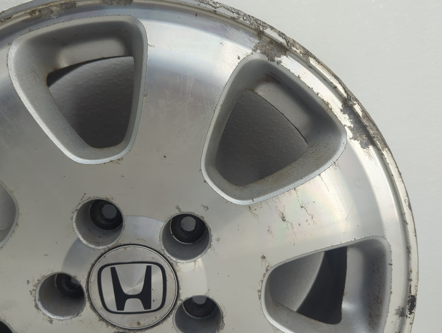 2002-2004 Honda Odyssey Oem Wheel Rim 883957 - Oemusedautoparts1.com