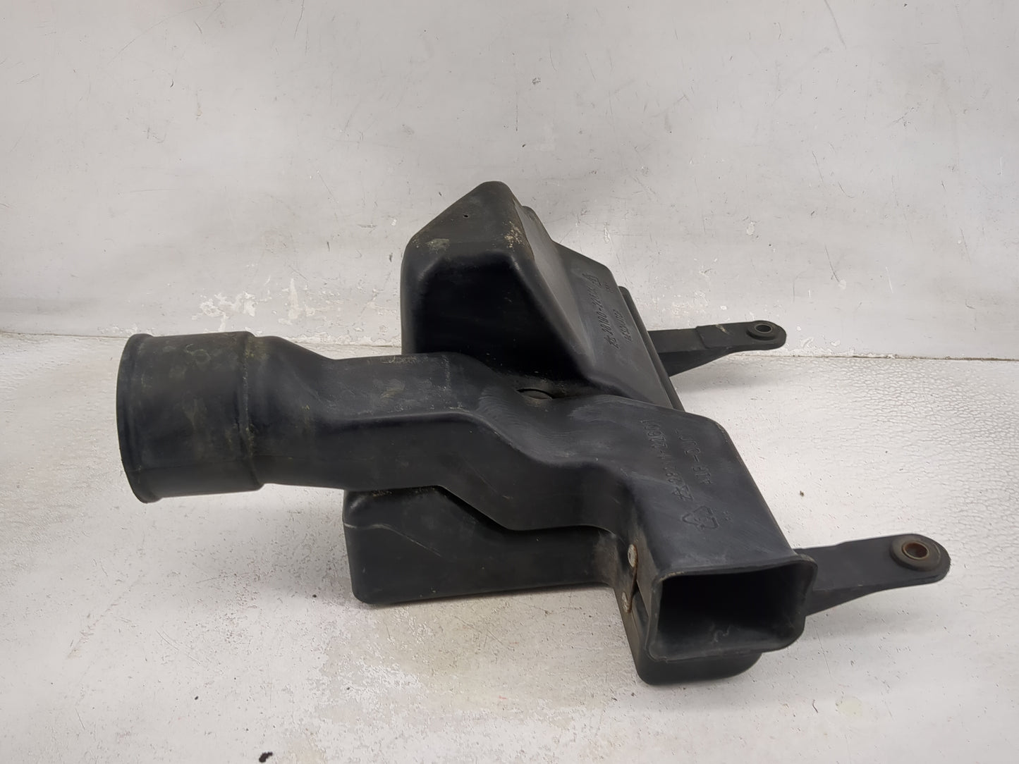 2001-2006 Hyundai Accent Air Cleaner Intake-duct Hose Tube - Oemusedautoparts1.com