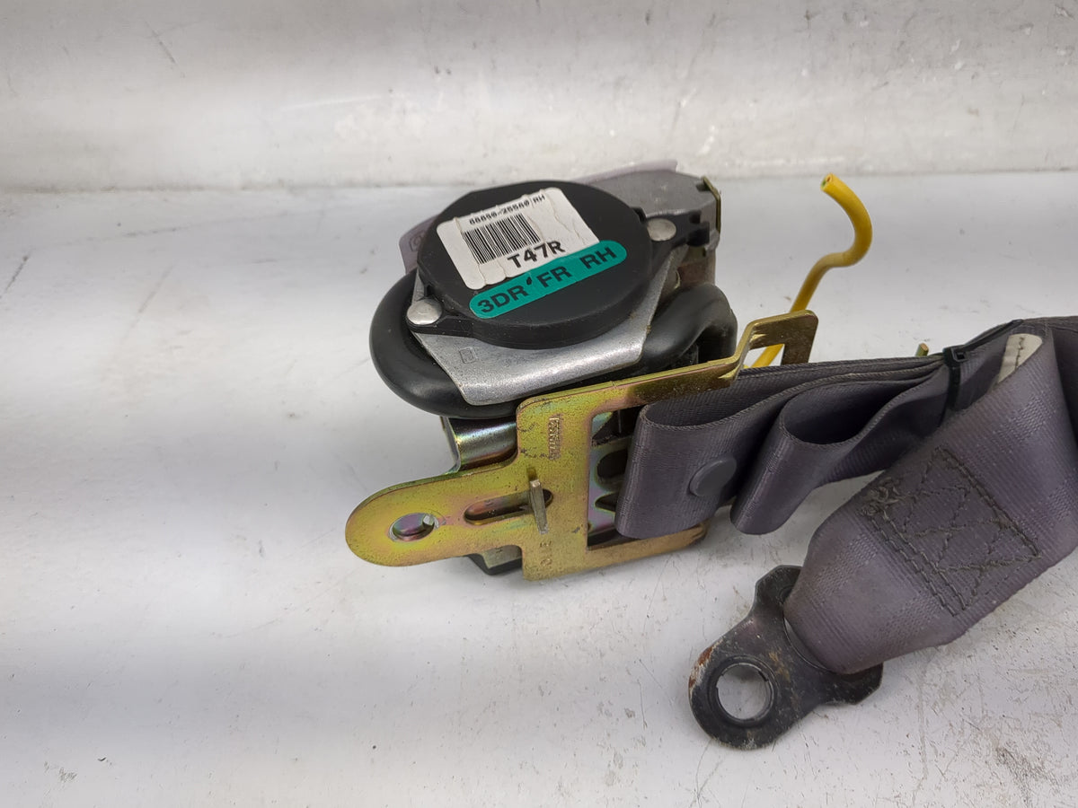 2000-2006 Hyundai Accent Passenger Front Seatbelt Retractor Gray - Oemusedautoparts1.com