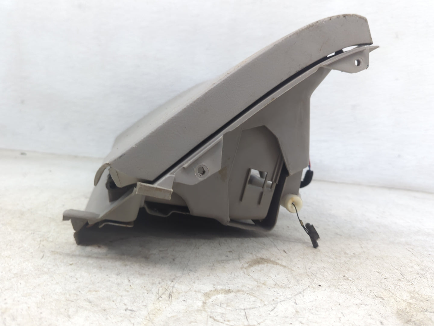 2002 Hyundai Elantra Passenger Glove Box Door Storage Compartment Beige - Oemusedautoparts1.com
