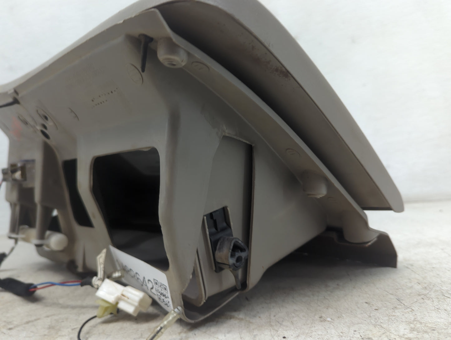 2002 Hyundai Elantra Passenger Glove Box Door Storage Compartment Beige - Oemusedautoparts1.com