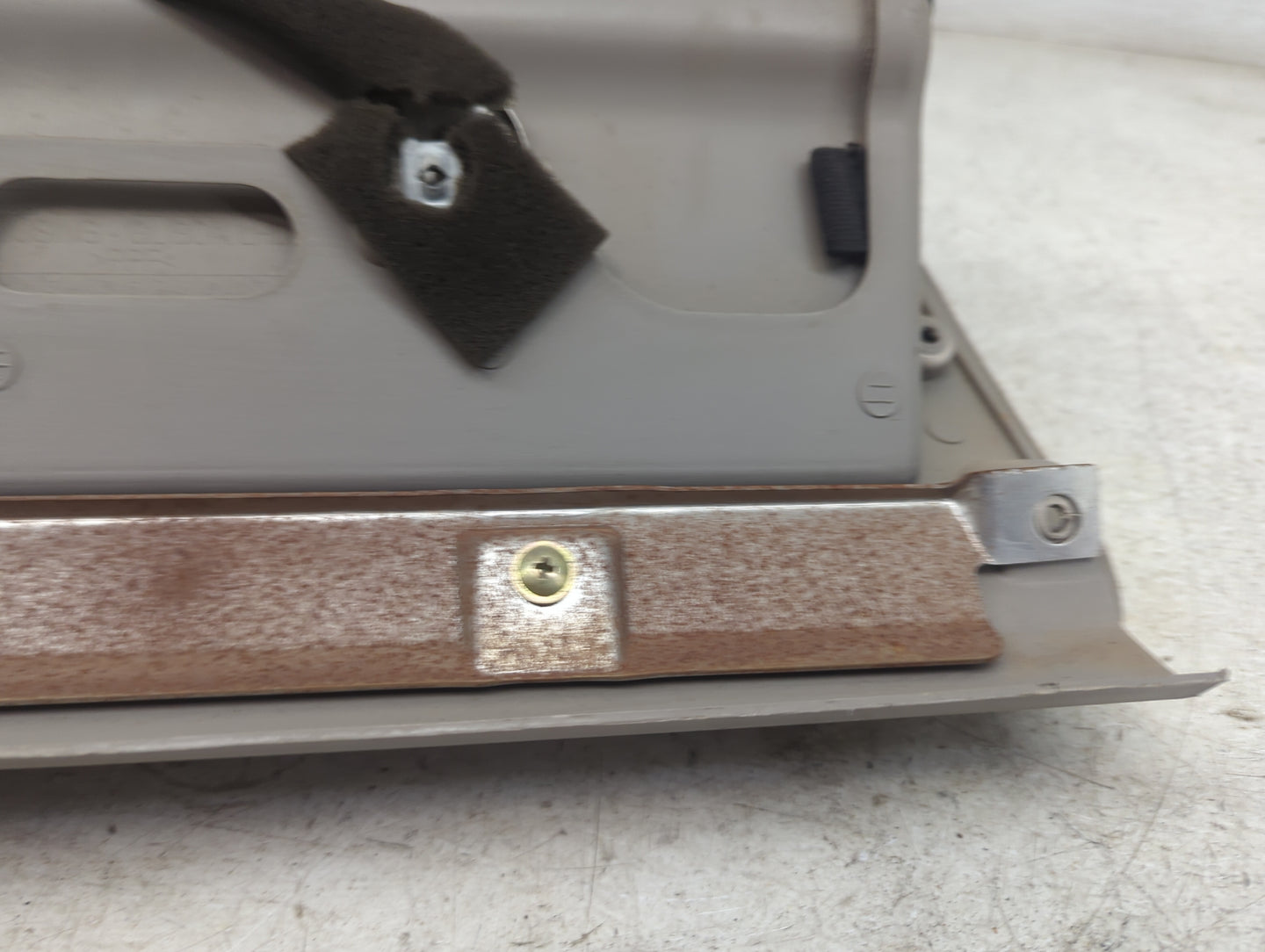 2002 Hyundai Elantra Passenger Glove Box Door Storage Compartment Beige - Oemusedautoparts1.com