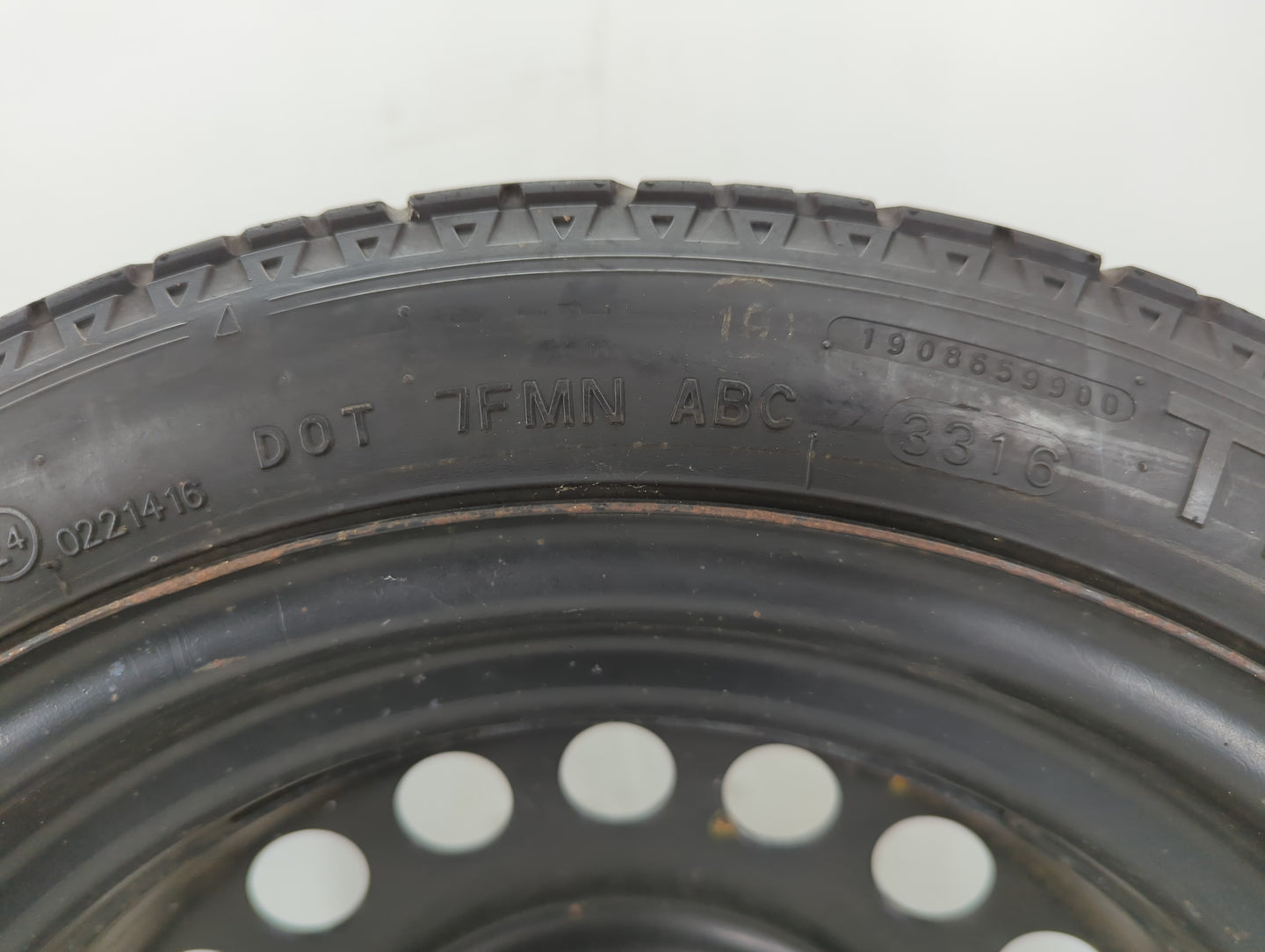 1992-2006 Hyundai Elantra Spare Donut Tire Wheel Rim Oem - Oemusedautoparts1.com