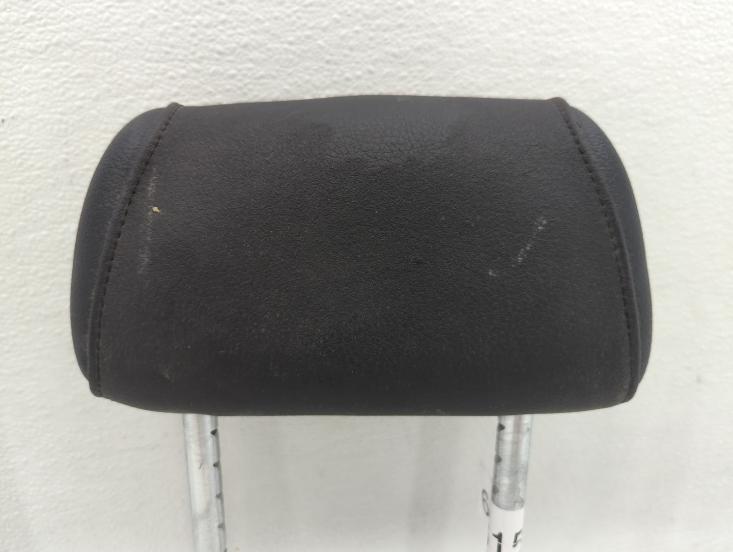 2001-2004 Hyundai Santa Fe Headrest Head Rest Front Driver Passenger Seat - Oemusedautoparts1.com