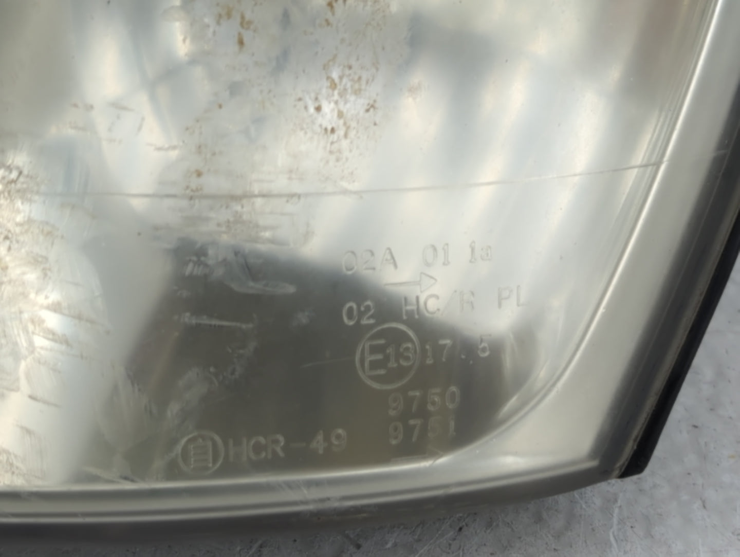 2001-2004 Hyundai Santa Fe Driver Left Oem Head Light Headlight Lamp - Oemusedautoparts1.com