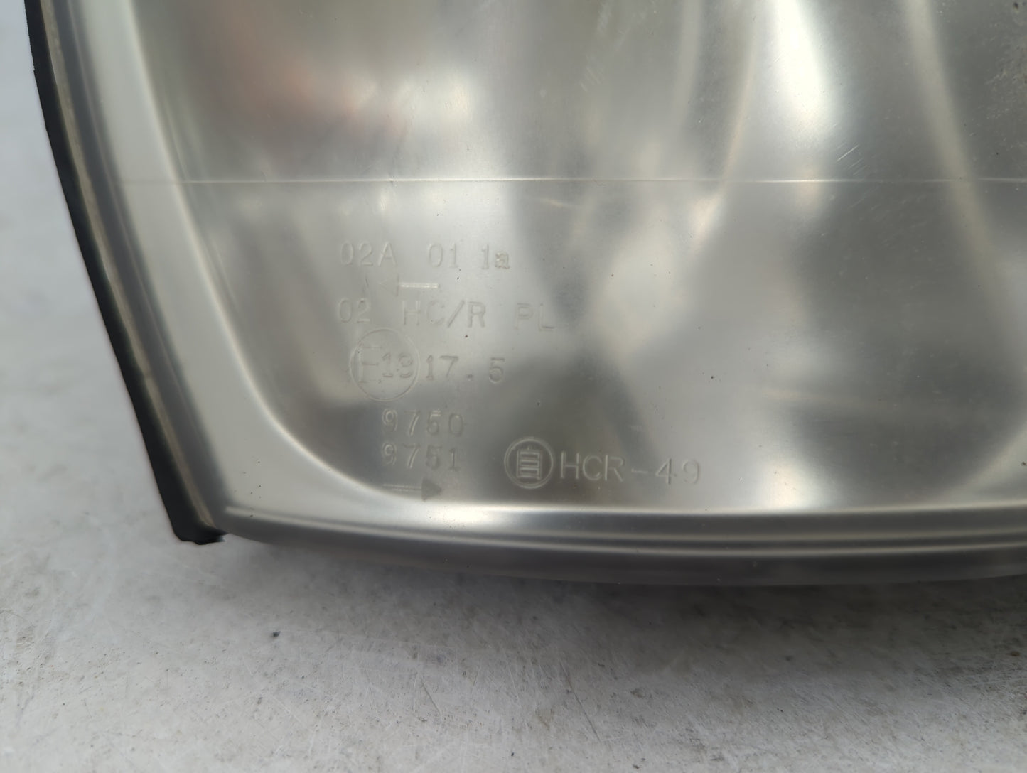 2001-2004 Hyundai Santa Fe Passenger Right Oem Head Light Headlight Lamp - Oemusedautoparts1.com