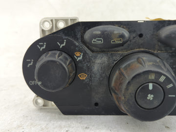 2001-2002 Hyundai Santa Fe Climate Control Module Temperature AC/Heater Replacement Fits Fits 2001 2002 OEM Used Auto Parts 