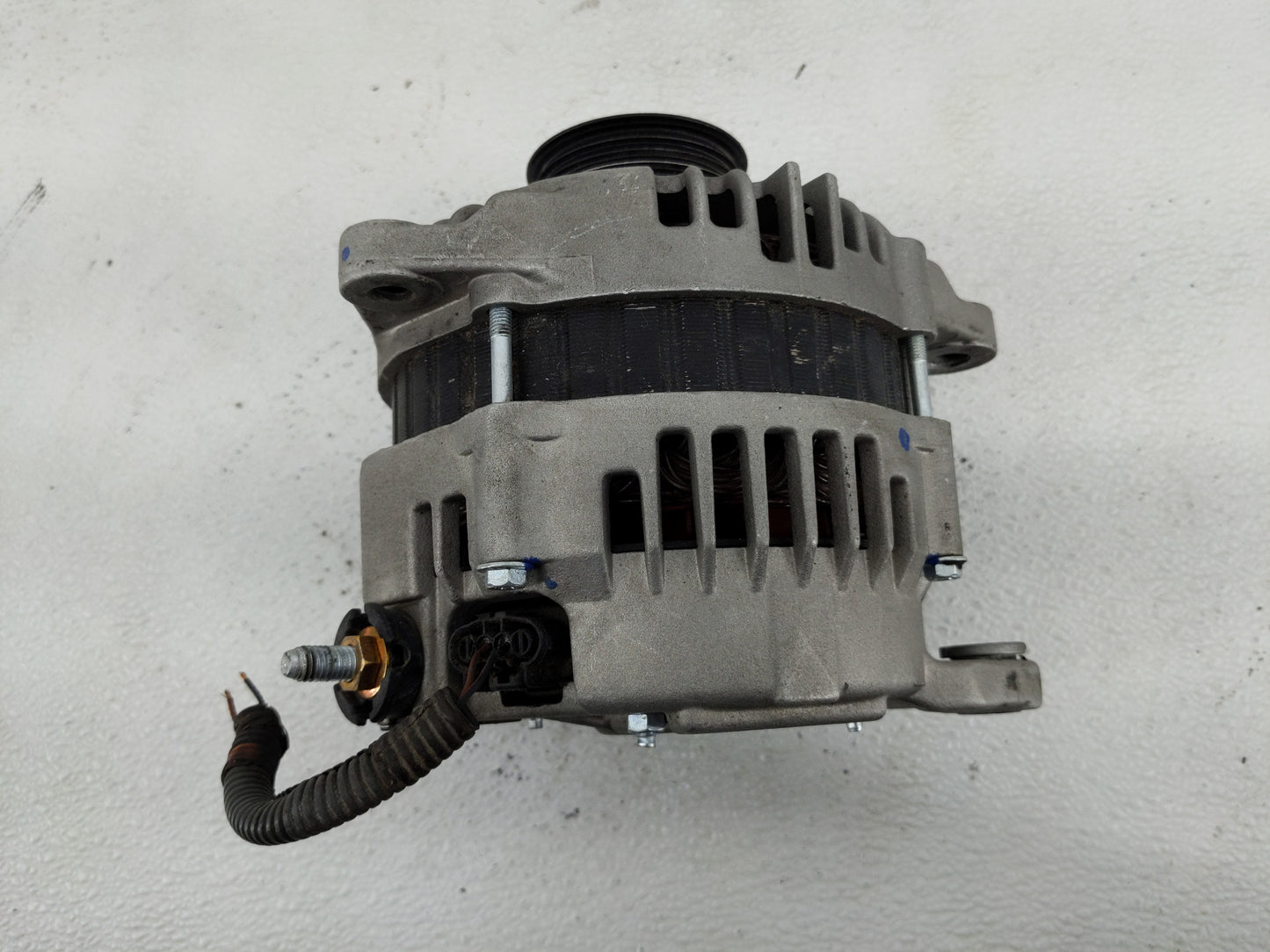 2002-2003 Infiniti I35 Alternator Replacement Generator Charging Assembly Engine OEM P/N:23100 5Y700 Fits Fits 2002 2003 OEM